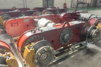 Shandong Lutong предоставляет высокопроизводительные мостовые решения для грейдера Liugong PY180, выводя эффективность работ на новый уровень