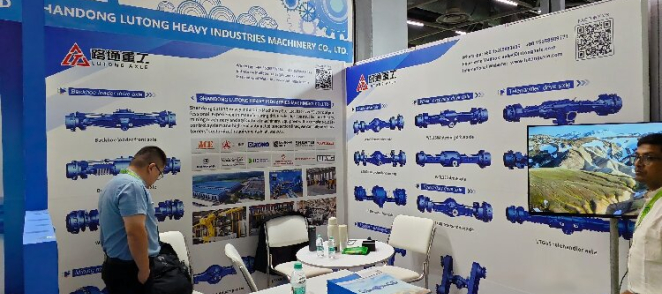 Второй день выставки bauma CONEXPO INDIA 2026: инженеры Shandong Lutong ждут посетителей на стенде H5.A04