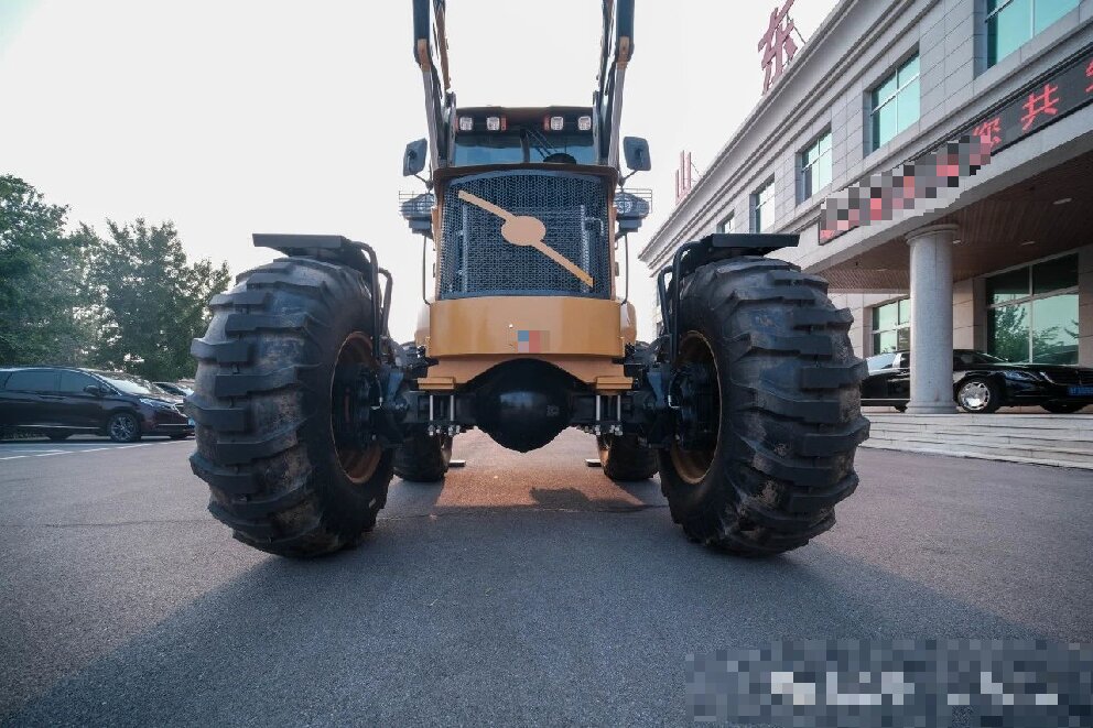 Shandong Lutong Introduces New Generation of Backhoe Loader Drive Axles, Setting New Standard in Russian Construction Equipment Market